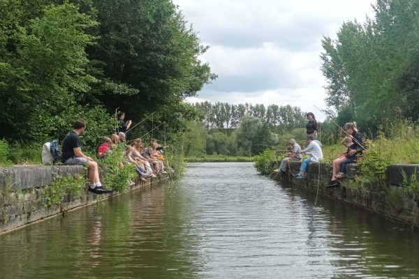 les-plaisirs-de-la-pechebE9DC0308-4FE9-F3B0-65A6-2C77B11A8D46.jpg